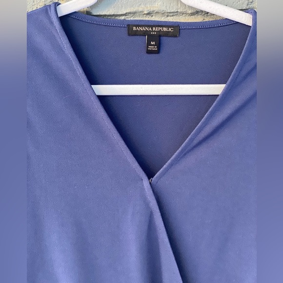 Banana Republic Surplice Top M - Picture 3 of 3